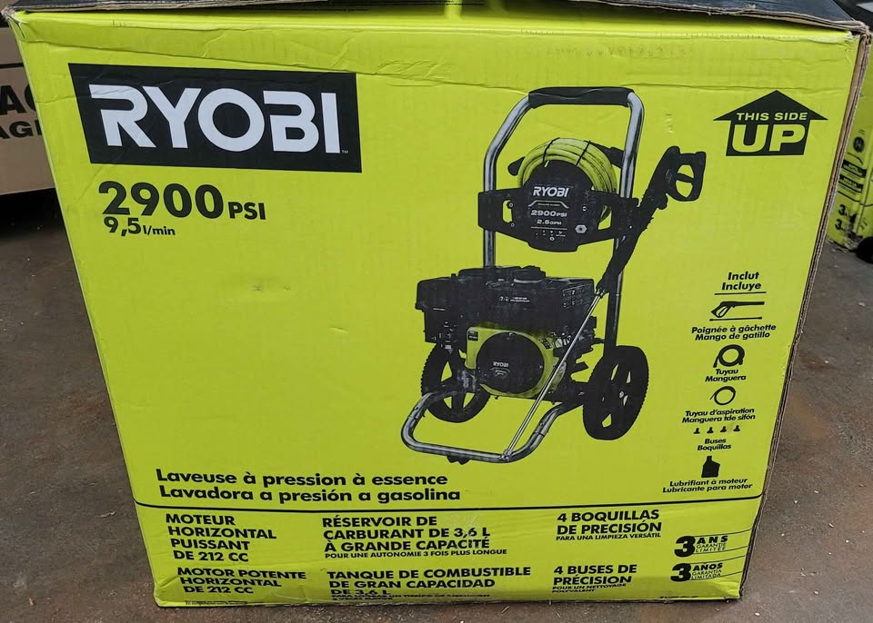 RYOBI 2900 PSI 2.5 GPM Cold Water Gas Pressure Washer