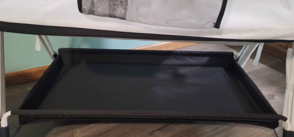 Fodoss Baby 4-sided Bassinet Bedside Sleeper with Wheels and Storage Tray