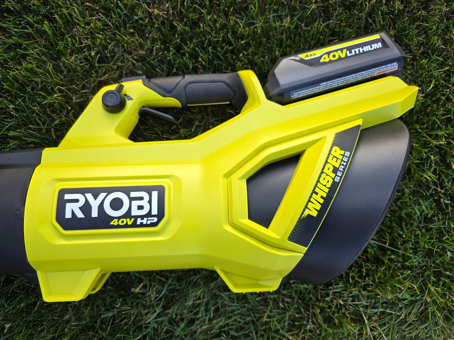 Ryobi 40V HP Leaf Blower & Trimmer Kit 650 CFM 160 MPH w/ Battery & Charger