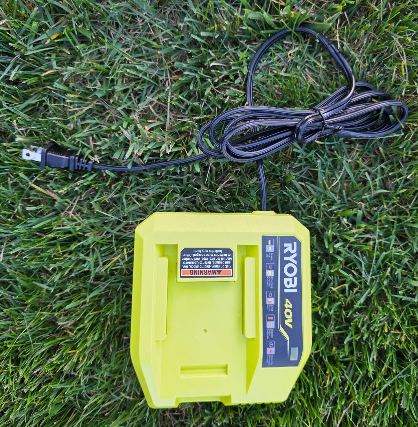 Ryobi 40V HP Leaf Blower & Trimmer Kit 650 CFM 160 MPH w/ Battery & Charger