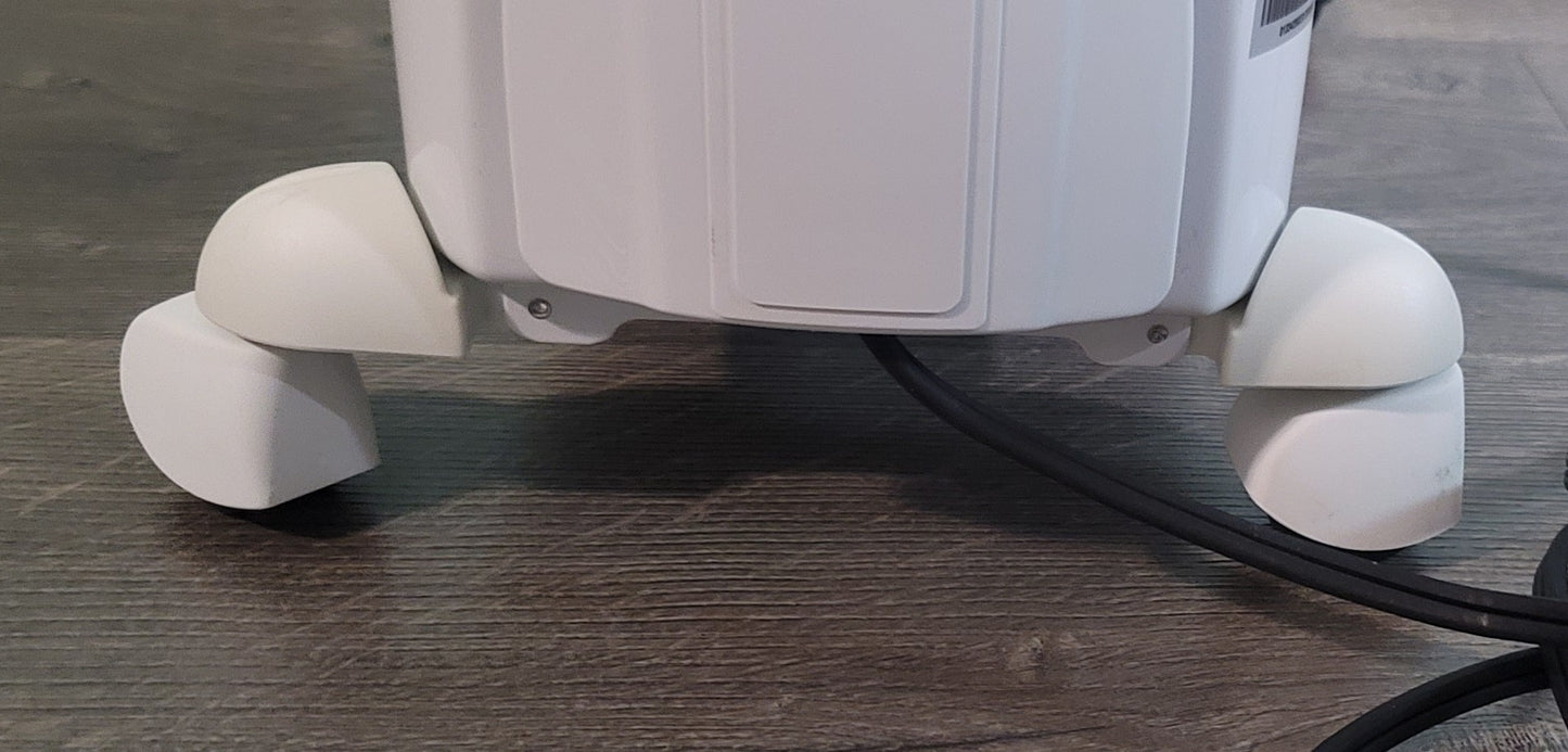 White De'Longhi Dragon Oil Filled Radiator Heater, 1500W Electric